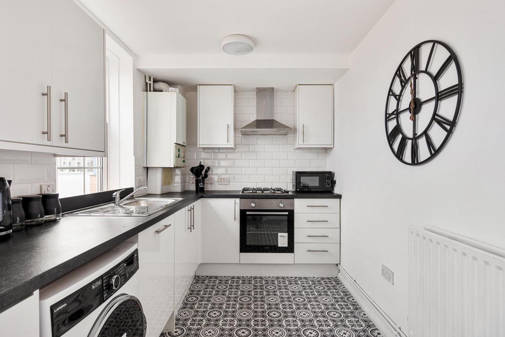 Sleek Shoreditch Hideout - 2 Bed Gem With Balcony In Central Londra Dış mekan fotoğraf